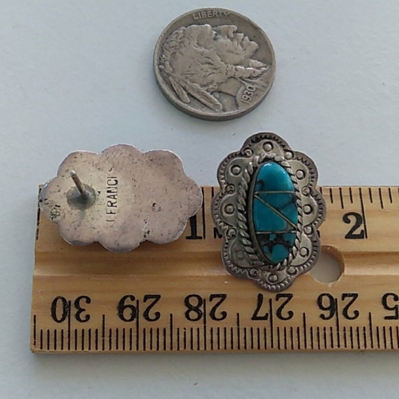 Native American Natural Turquoise Inlay Hand Stamped Scalloped Sterling Silver - Picture 13 of 16